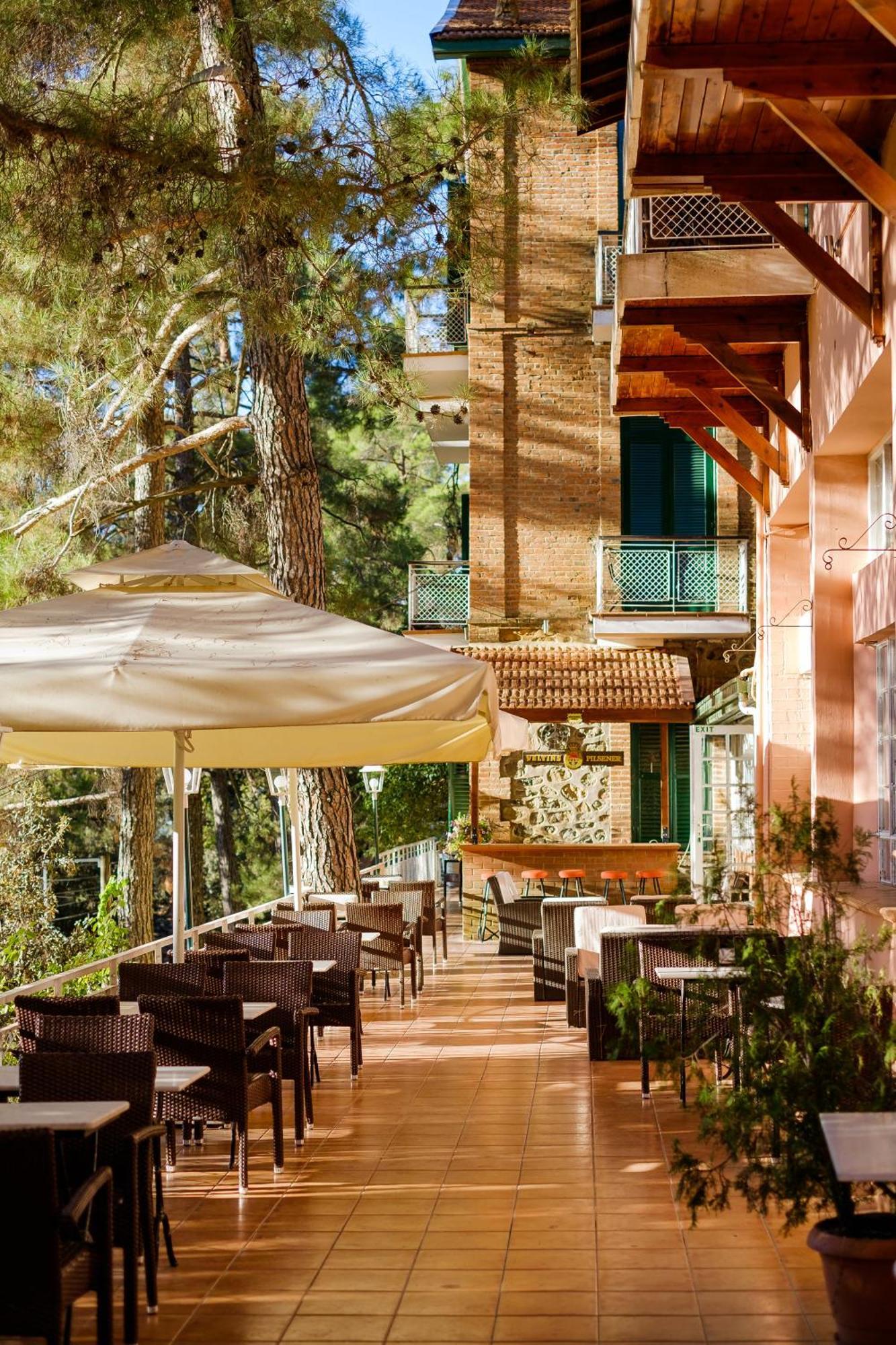 New Helvetia Hotel Platres Buitenkant foto