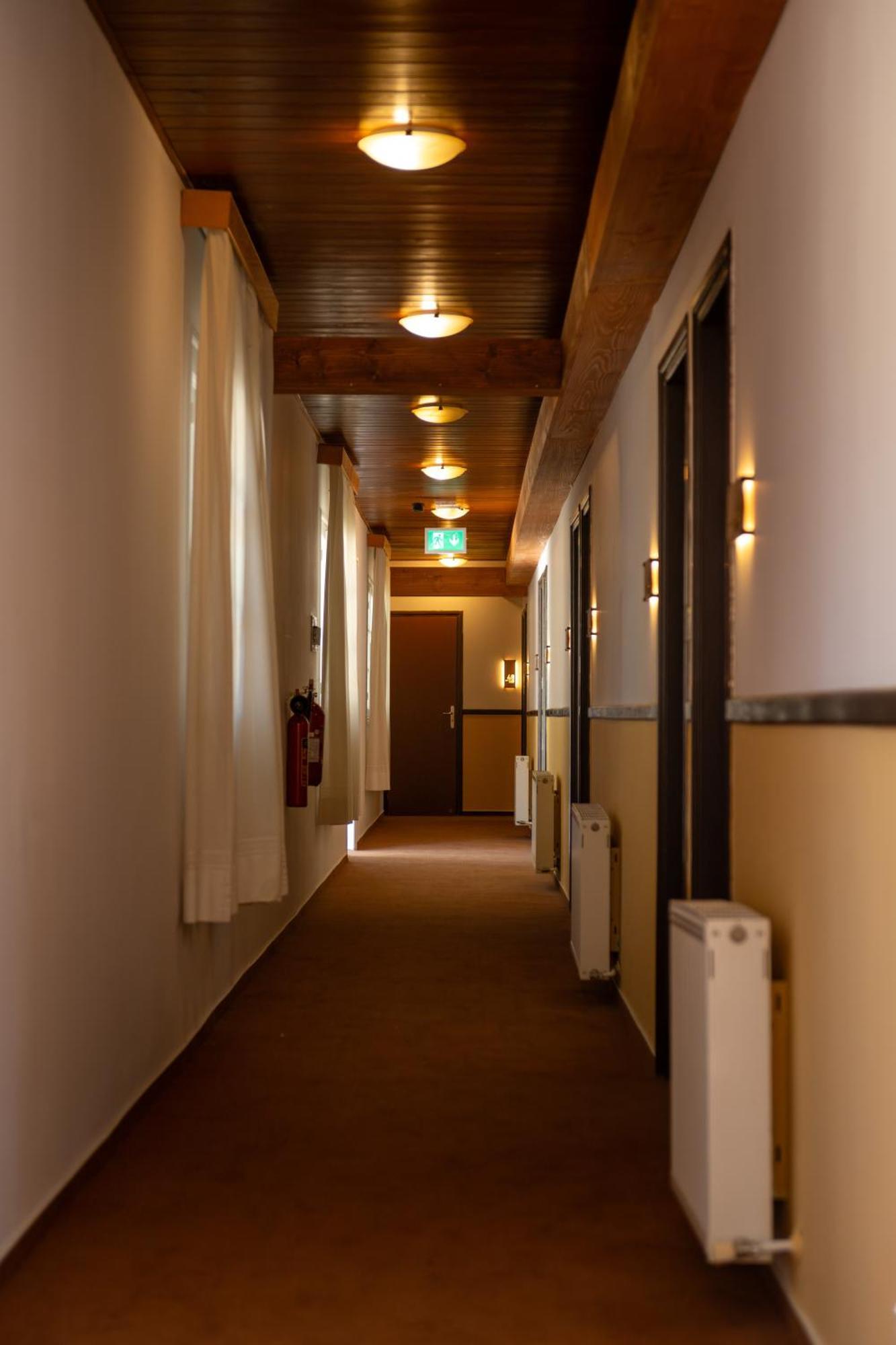 New Helvetia Hotel Platres Buitenkant foto