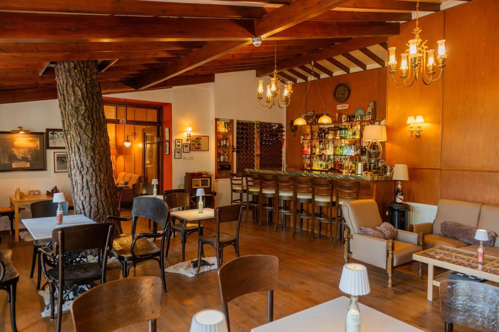 New Helvetia Hotel Platres Buitenkant foto