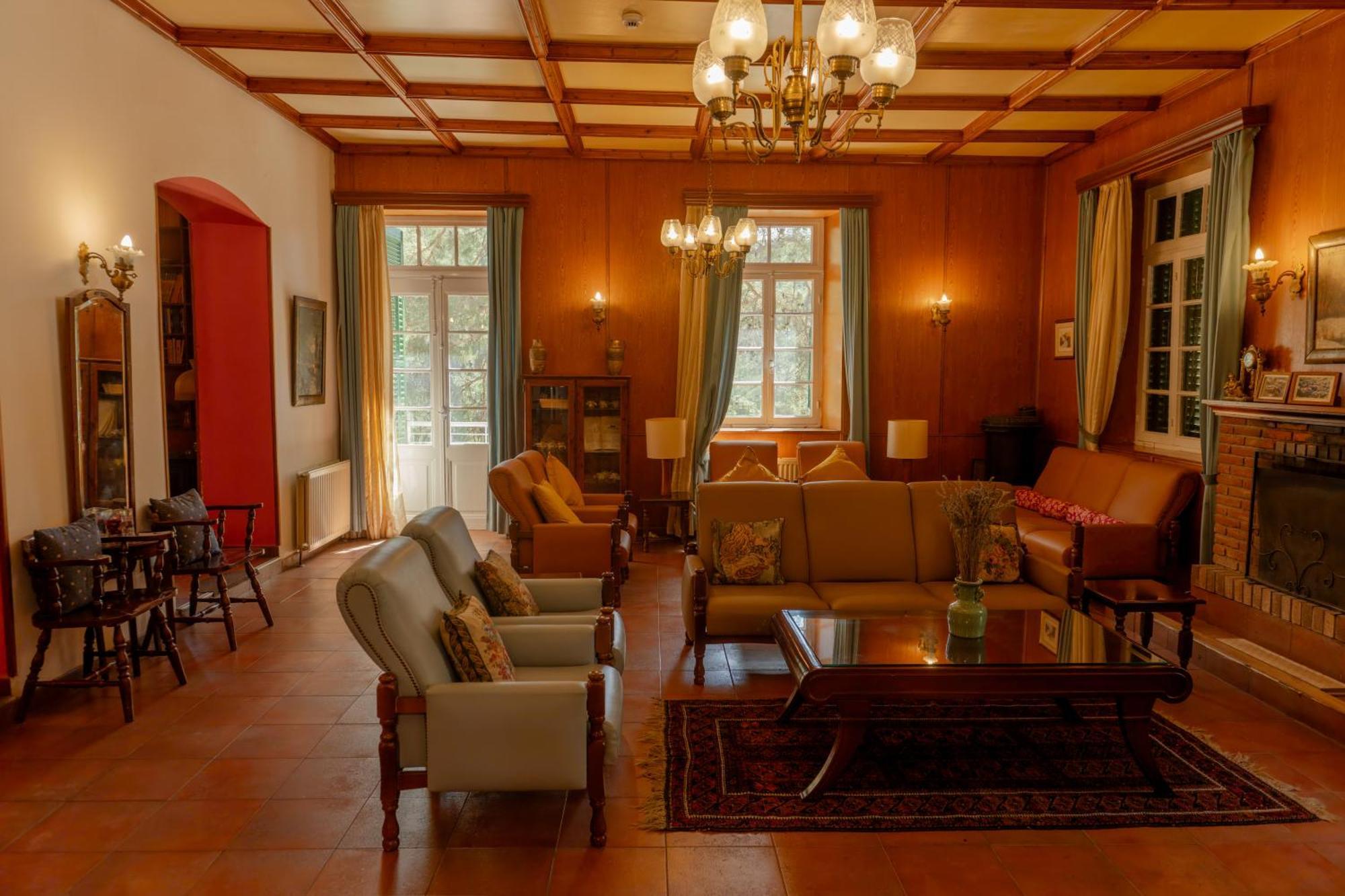 New Helvetia Hotel Platres Buitenkant foto